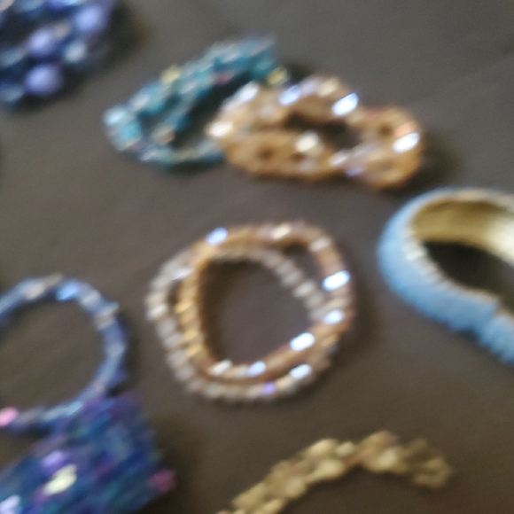 Mixed Beaded Bracelet Lot in Blue, Turquoise, Gold, Black - Picture 9 of 12